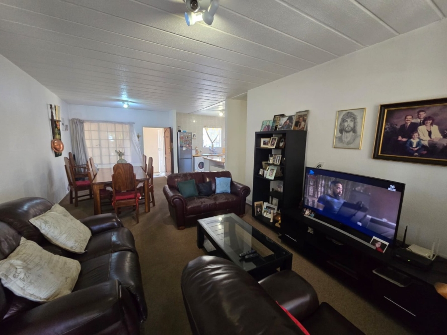 2 Bedroom Property for Sale in Eden Glen Gauteng