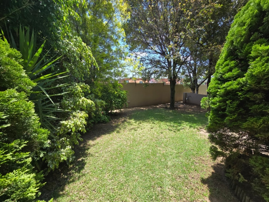 2 Bedroom Property for Sale in Eden Glen Gauteng