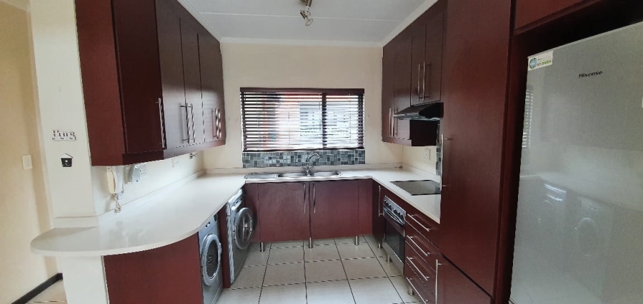 2 Bedroom Property for Sale in Bedfordview Gauteng