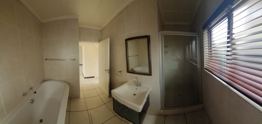 2 Bedroom Property for Sale in Bedfordview Gauteng