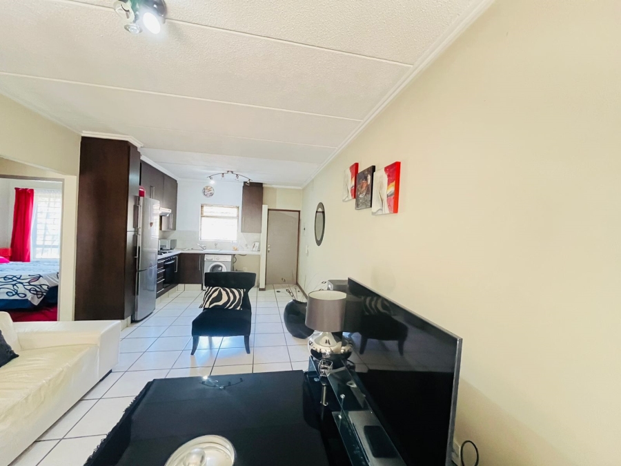 To Let 2 Bedroom Property for Rent in Fourways Gauteng