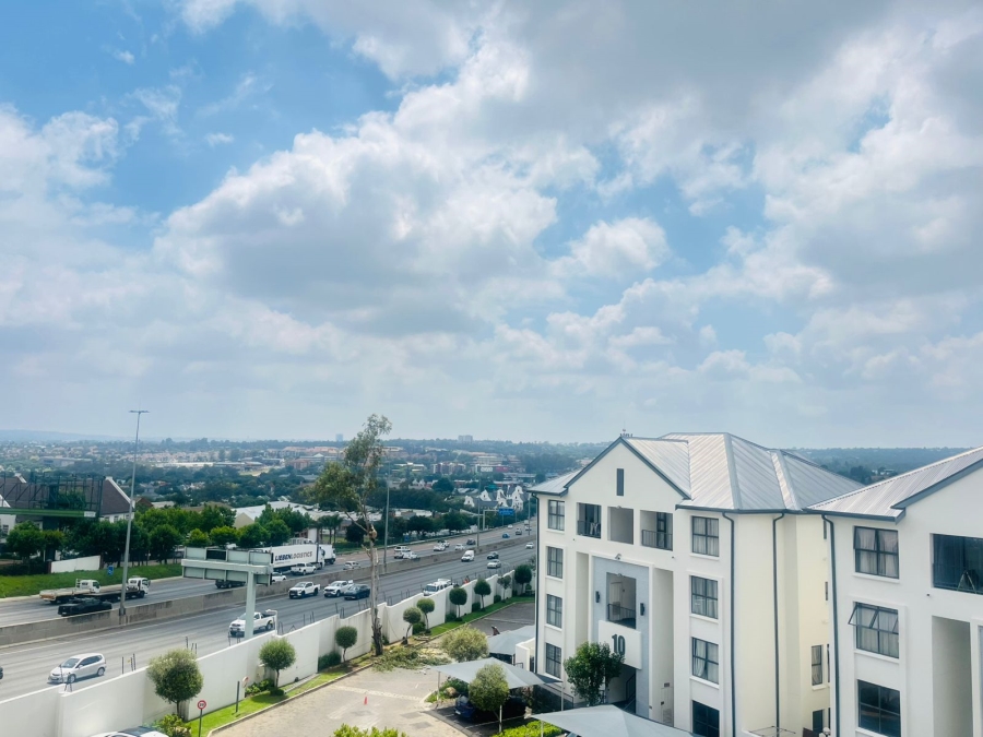 To Let 1 Bedroom Property for Rent in Petervale Gauteng