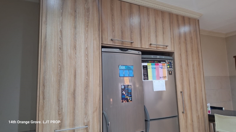 3 Bedroom Property for Sale in Orange Grove Gauteng