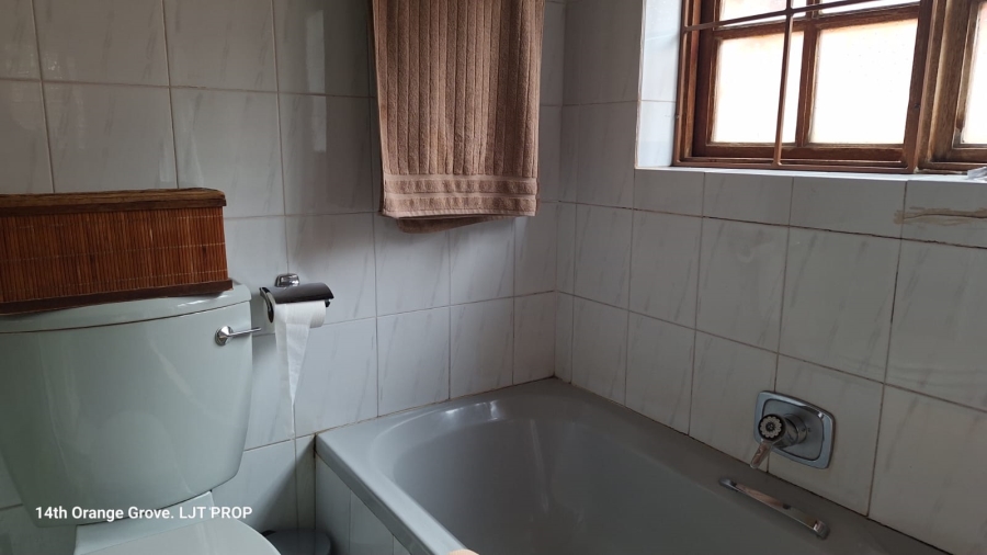 3 Bedroom Property for Sale in Orange Grove Gauteng