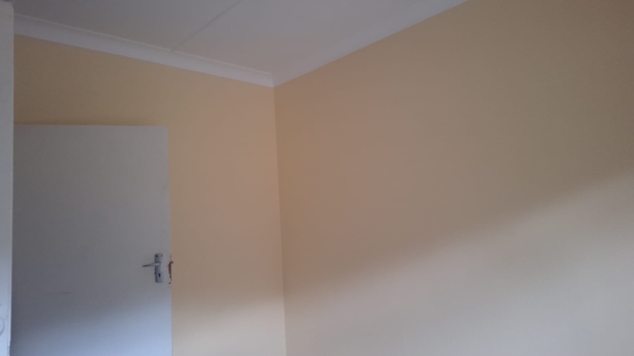 To Let 2 Bedroom Property for Rent in Edendale Gauteng