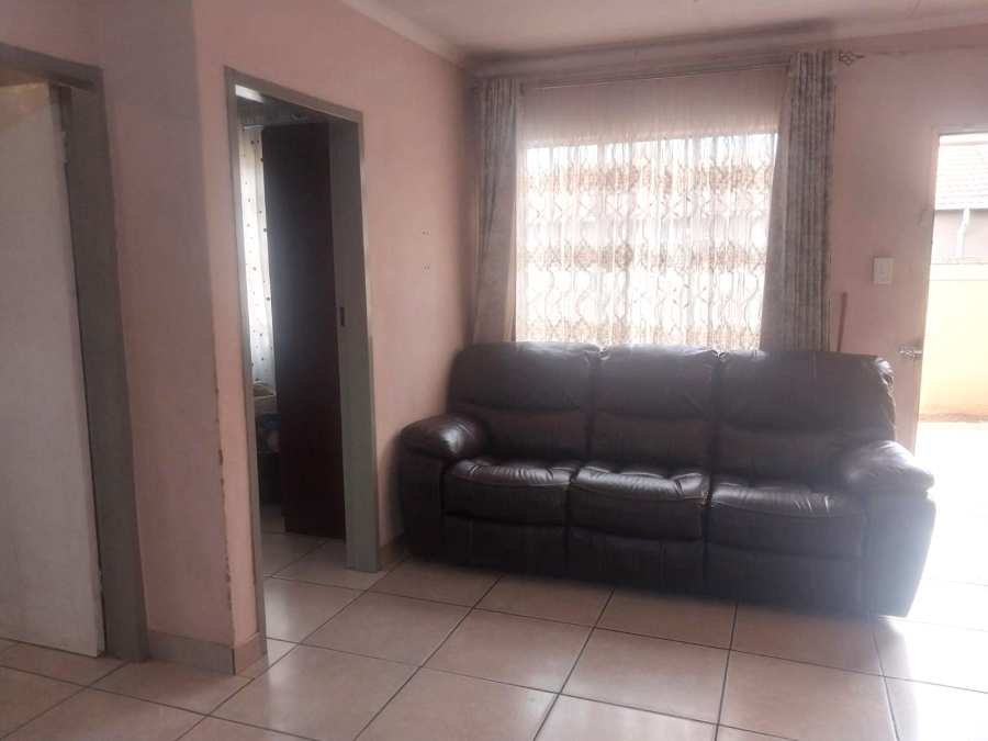3 Bedroom Property for Sale in Windmill Park Gauteng