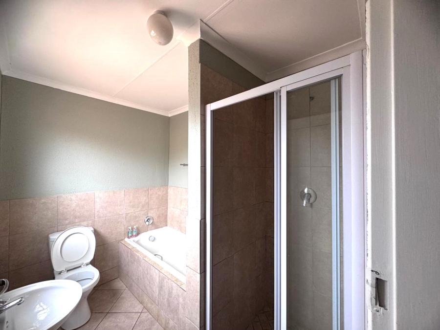 3 Bedroom Property for Sale in Alliance Gauteng