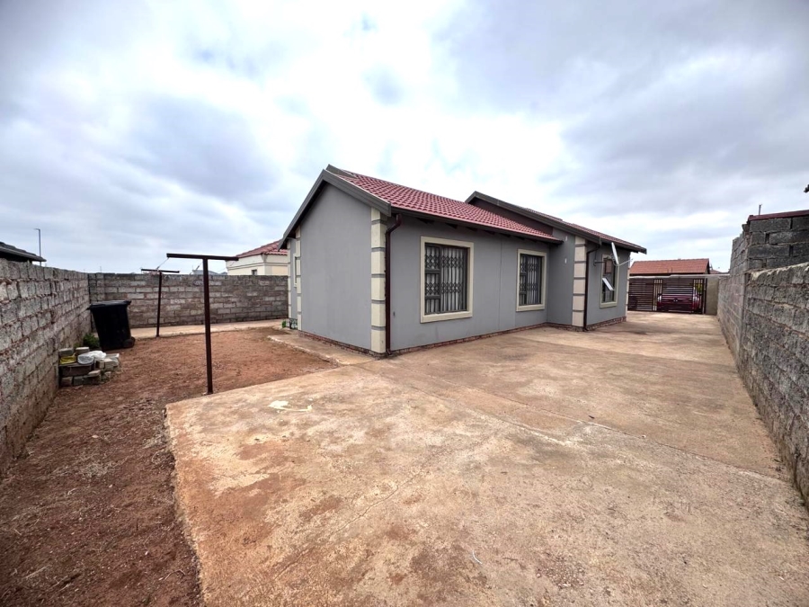 3 Bedroom Property for Sale in Alliance Gauteng