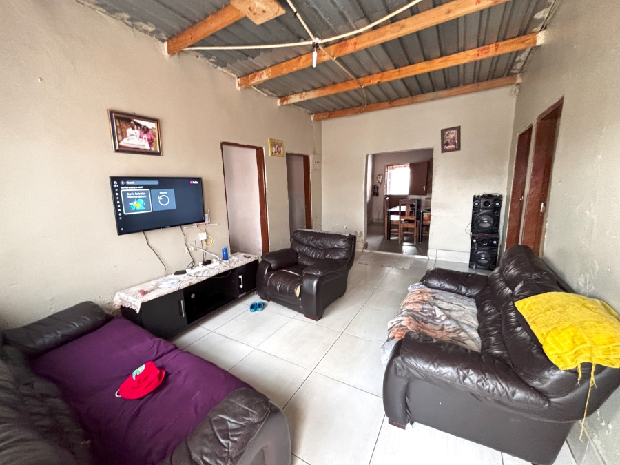 4 Bedroom Property for Sale in Tsakane Ext 11 Gauteng