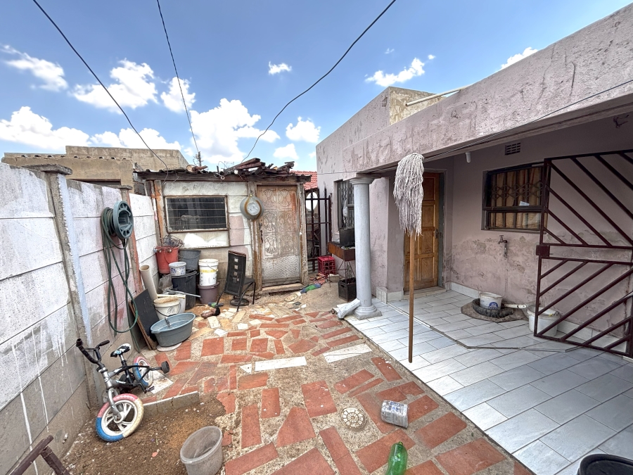 4 Bedroom Property for Sale in Tsakane Ext 11 Gauteng