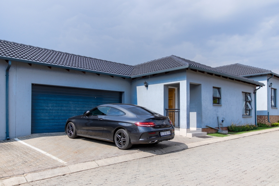 3 Bedroom Property for Sale in Parkrand Gauteng