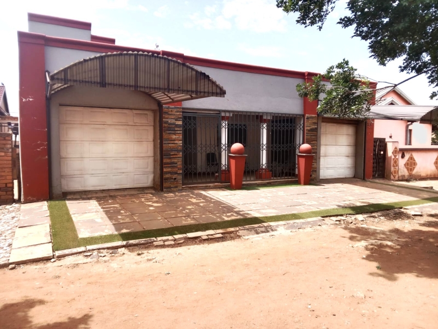 3 Bedroom Property for Sale in Vosloorus Ext 2 Gauteng