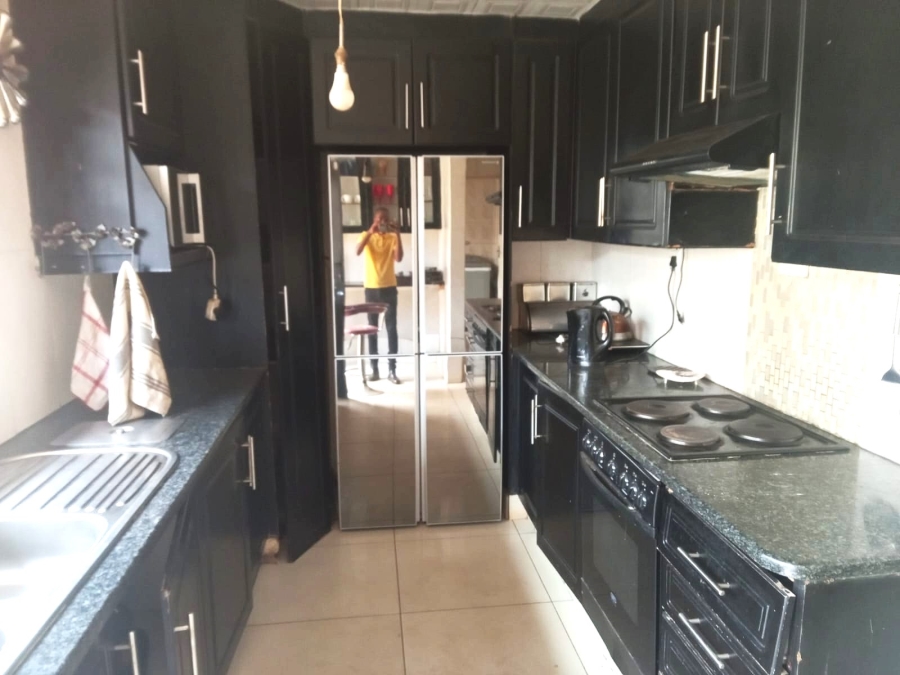 3 Bedroom Property for Sale in Vosloorus Ext 2 Gauteng