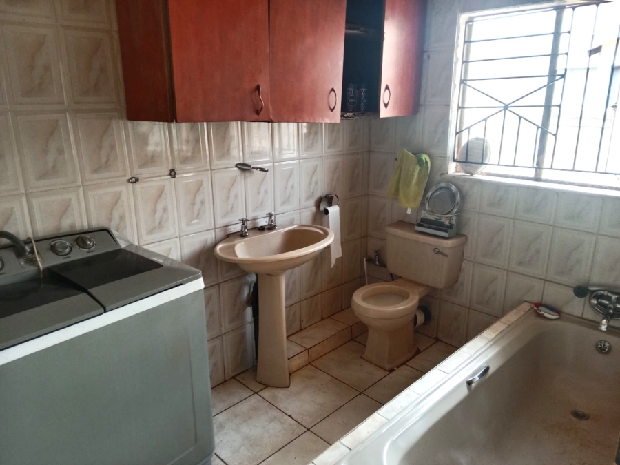 3 Bedroom Property for Sale in Vosloorus Ext 2 Gauteng