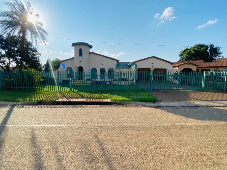 4 Bedroom Property for Sale in Palm Ridge Gauteng
