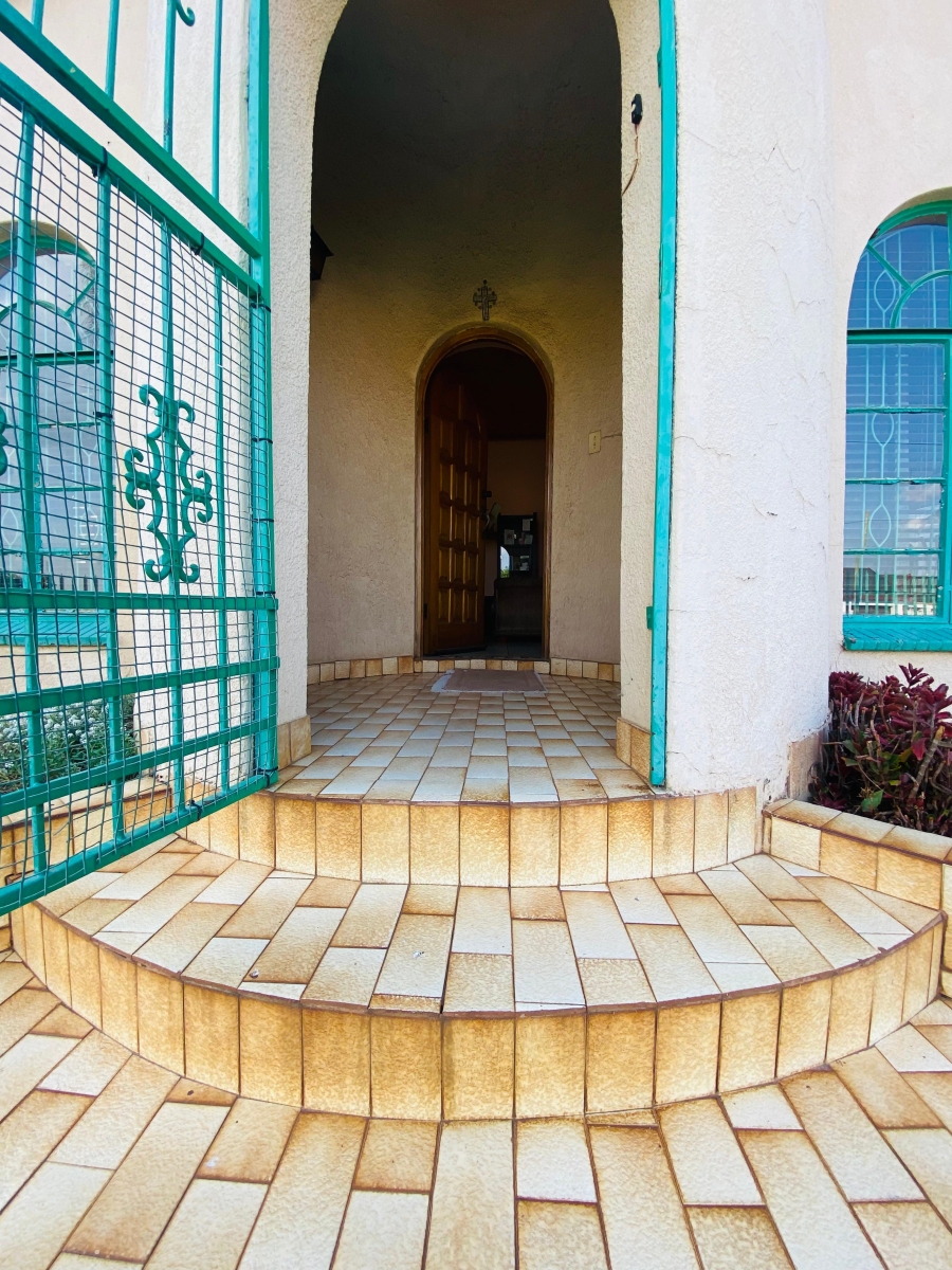 4 Bedroom Property for Sale in Palm Ridge Gauteng