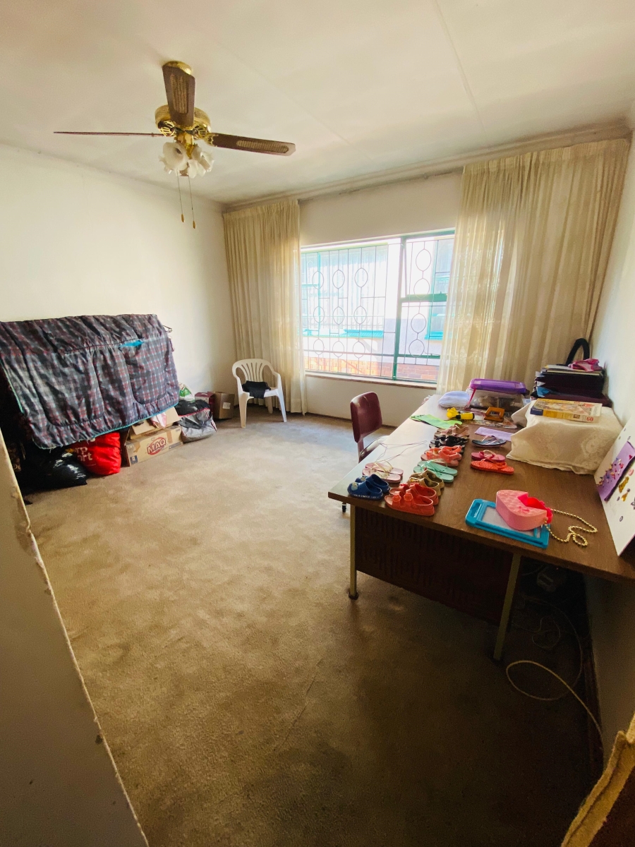 4 Bedroom Property for Sale in Palm Ridge Gauteng