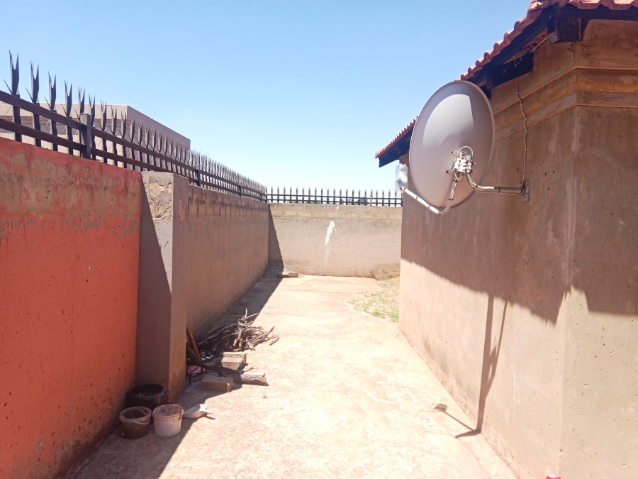 4 Bedroom Property for Sale in Vosloorus Ext 25 Gauteng