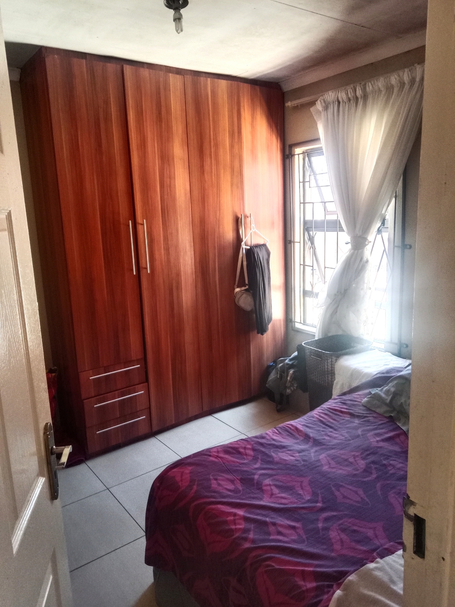 4 Bedroom Property for Sale in Vosloorus Ext 25 Gauteng