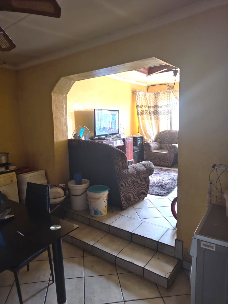 5 Bedroom Property for Sale in Moriting Gauteng