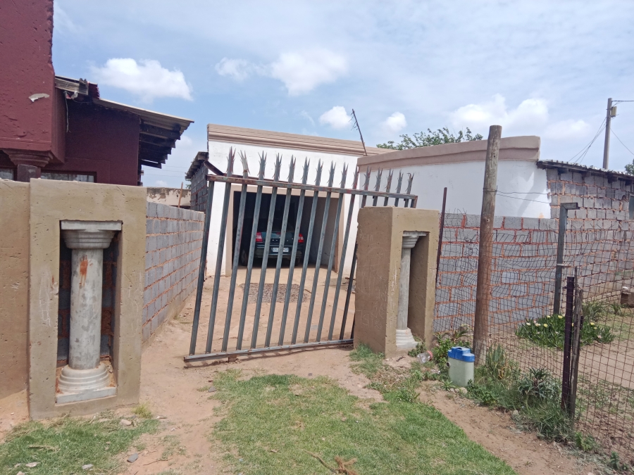 2 Bedroom Property for Sale in Windmill Park Gauteng