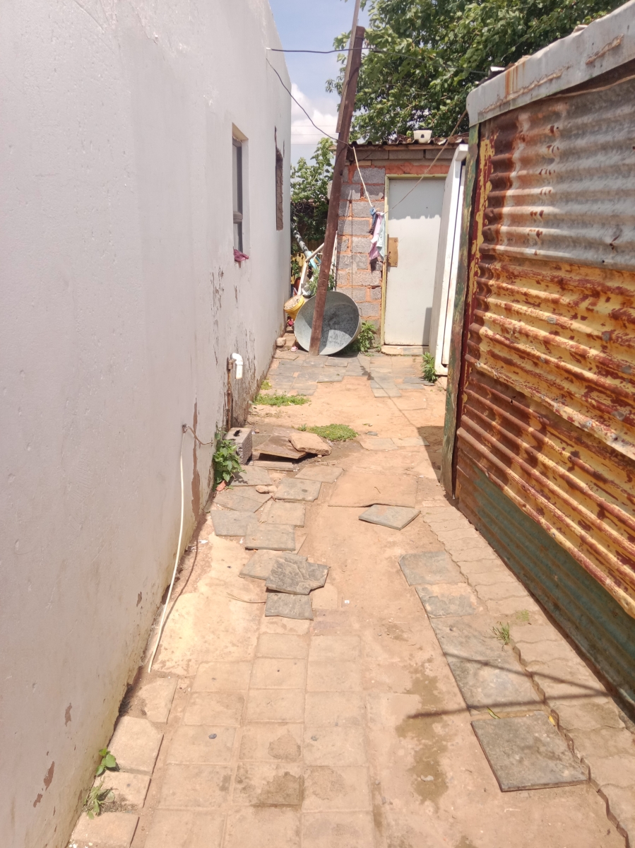 2 Bedroom Property for Sale in Windmill Park Gauteng
