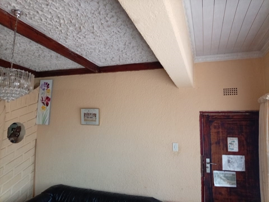4 Bedroom Property for Sale in Mngadi Gauteng