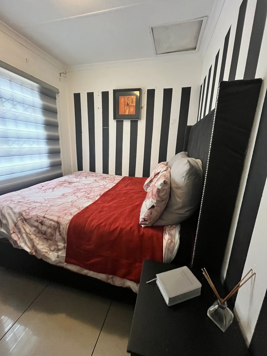 3 Bedroom Property for Sale in Windmill Park Gauteng