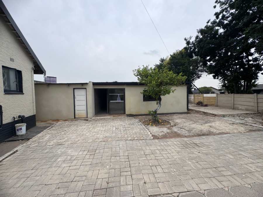 3 Bedroom Property for Sale in Selcourt Gauteng