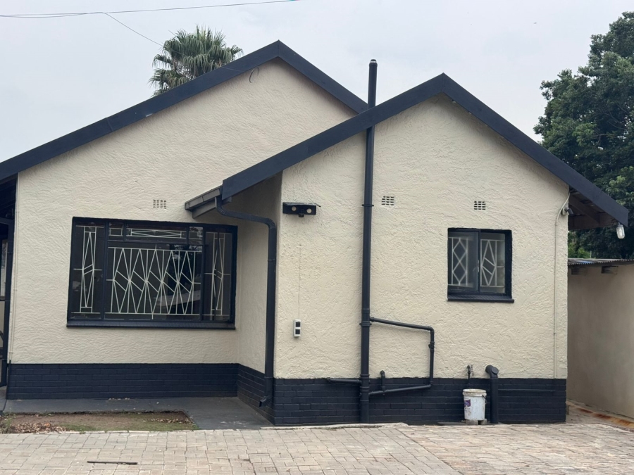 3 Bedroom Property for Sale in Selcourt Gauteng