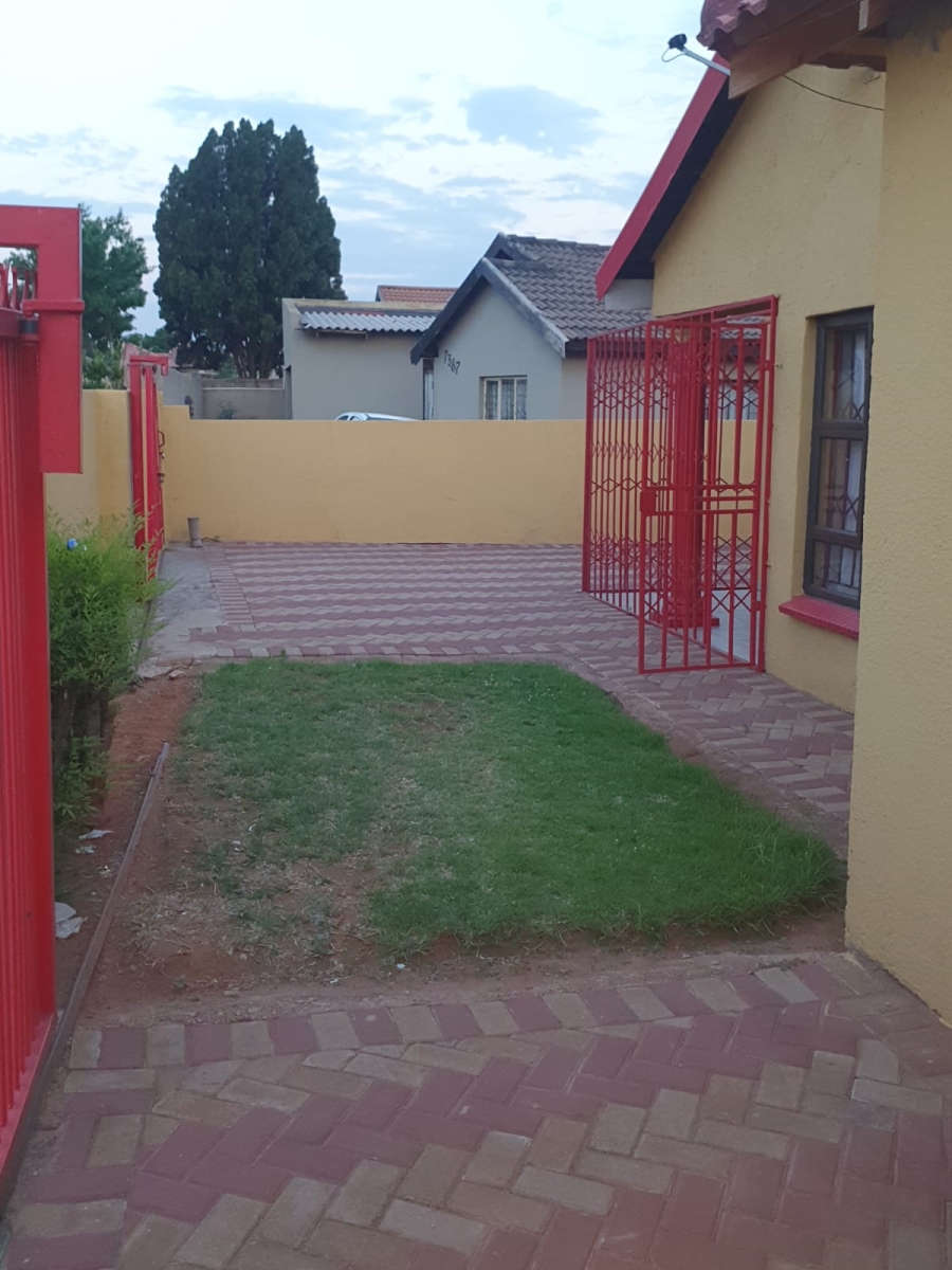 3 Bedroom Property for Sale in Vosloorus Gauteng