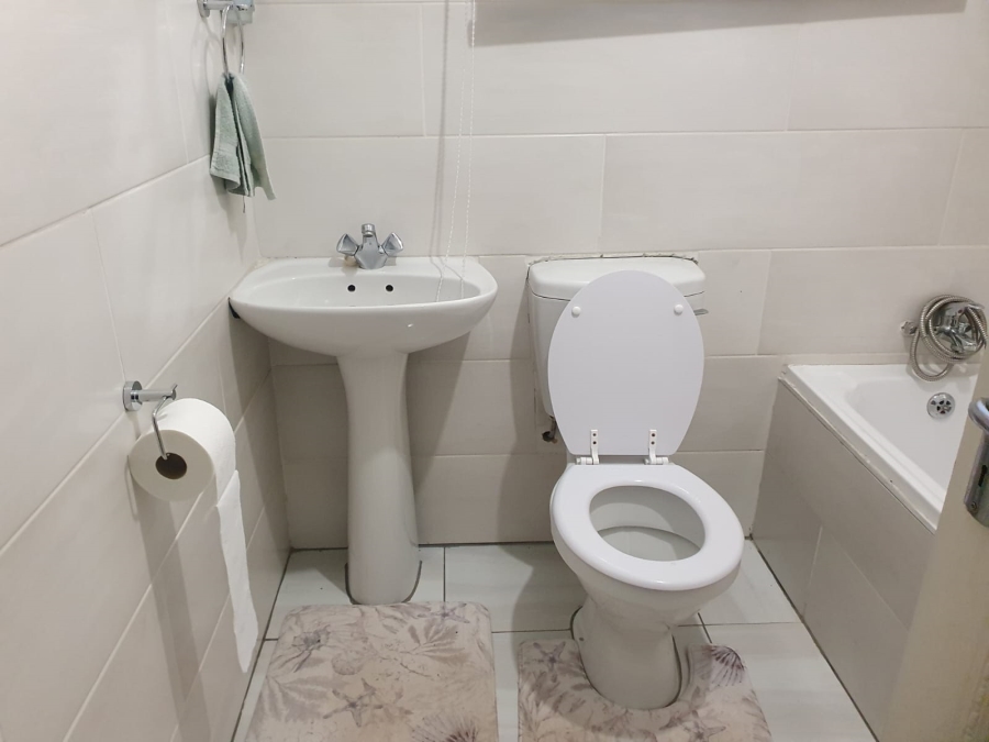 3 Bedroom Property for Sale in Vosloorus Gauteng