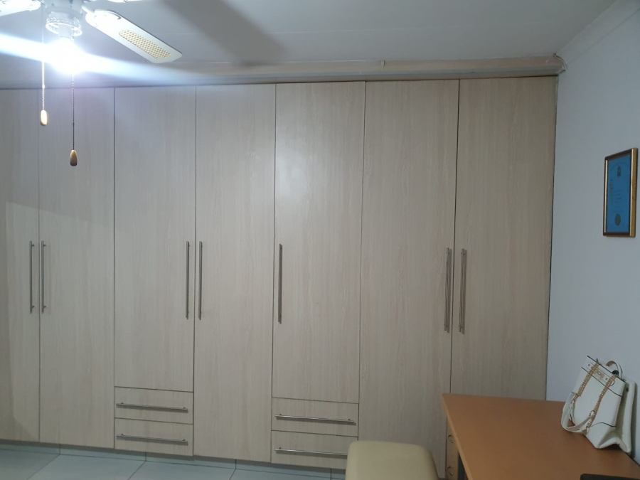 3 Bedroom Property for Sale in Vosloorus Gauteng