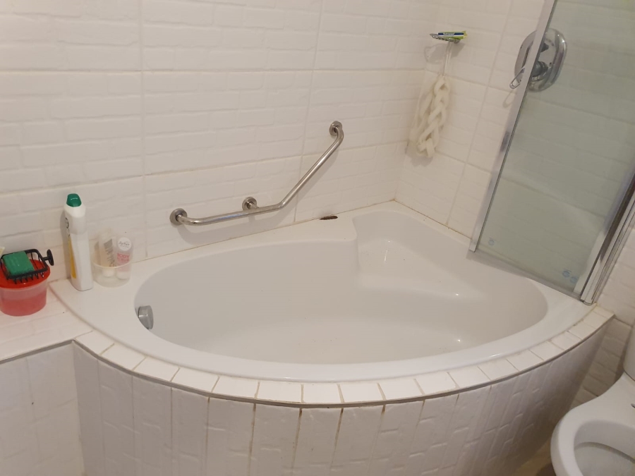 3 Bedroom Property for Sale in Vosloorus Gauteng