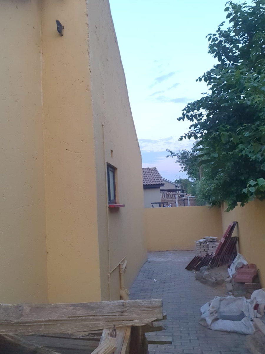 3 Bedroom Property for Sale in Vosloorus Gauteng