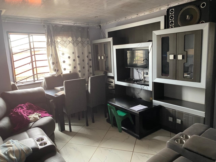 3 Bedroom Property for Sale in Palm Ridge Gauteng