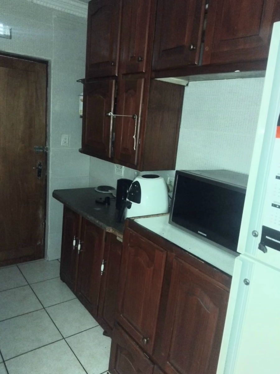 2 Bedroom Property for Sale in Etwatwa Gauteng
