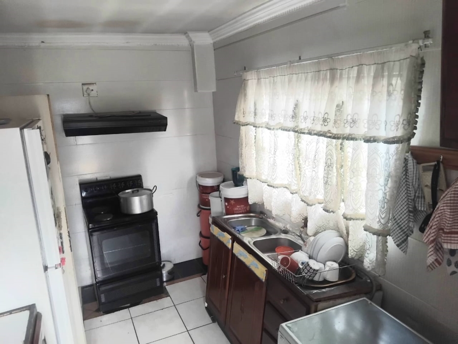 2 Bedroom Property for Sale in Etwatwa Gauteng