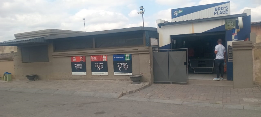 2 Bedroom Property for Sale in Thiteng Gauteng