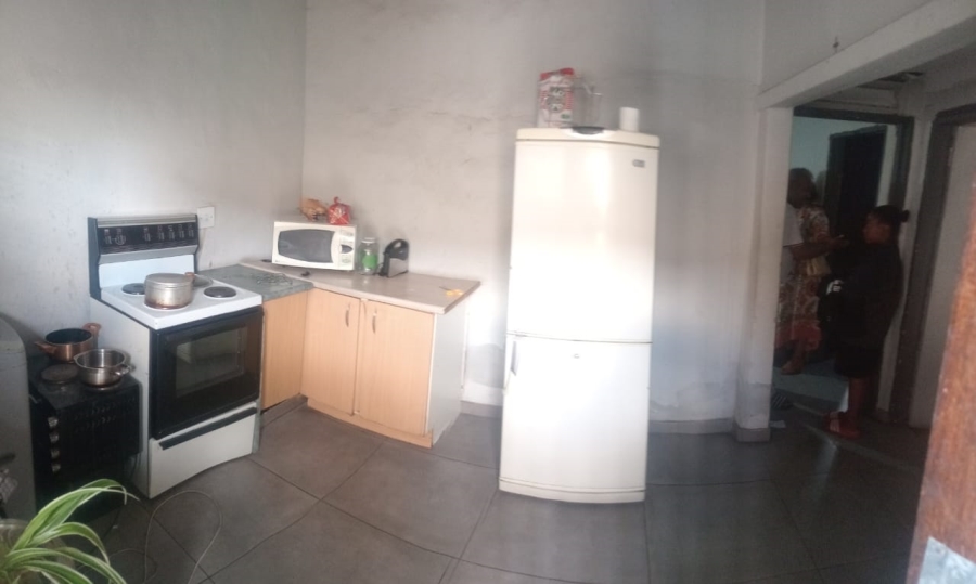 2 Bedroom Property for Sale in Thiteng Gauteng