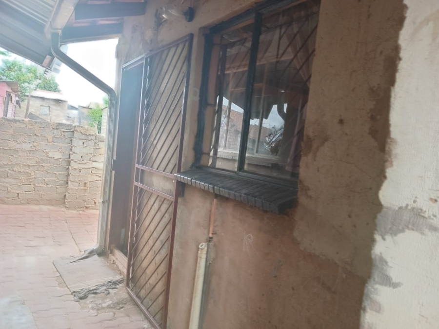 4 Bedroom Property for Sale in Soshanguve T Gauteng