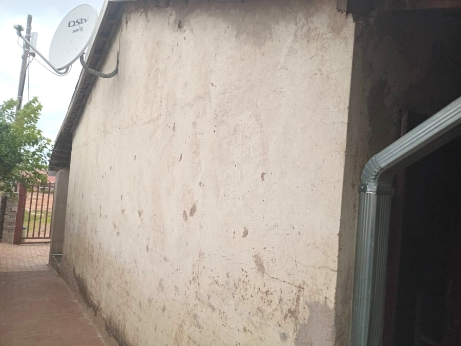 4 Bedroom Property for Sale in Soshanguve T Gauteng