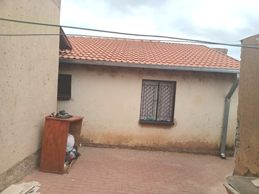 4 Bedroom Property for Sale in Soshanguve T Gauteng