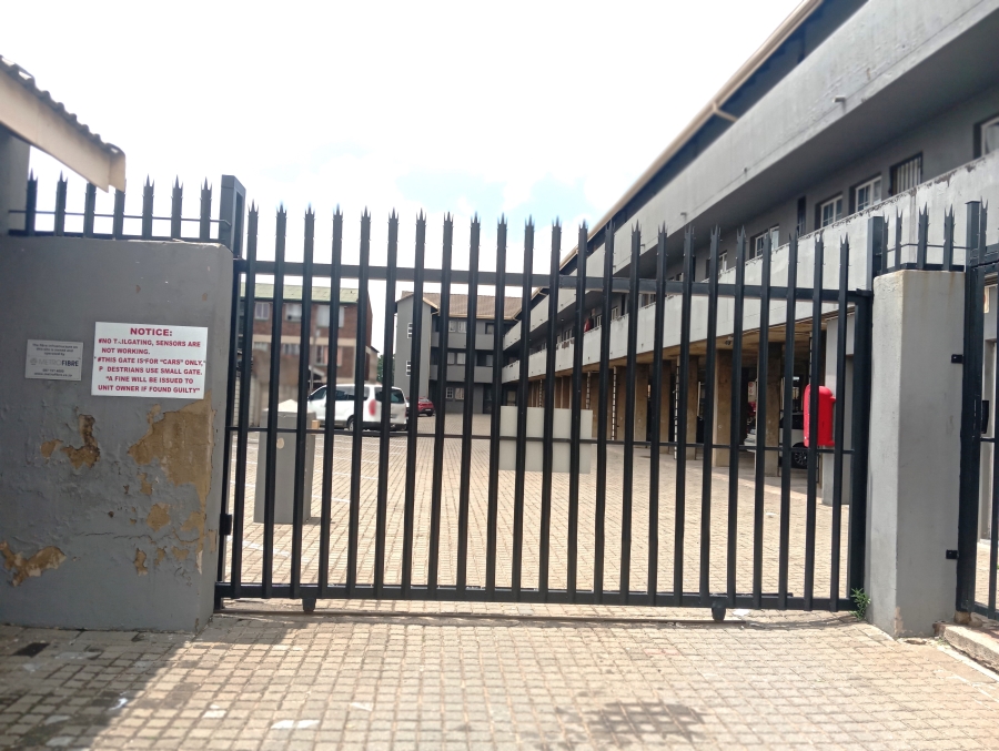2 Bedroom Property for Sale in Kempton Park Central Gauteng