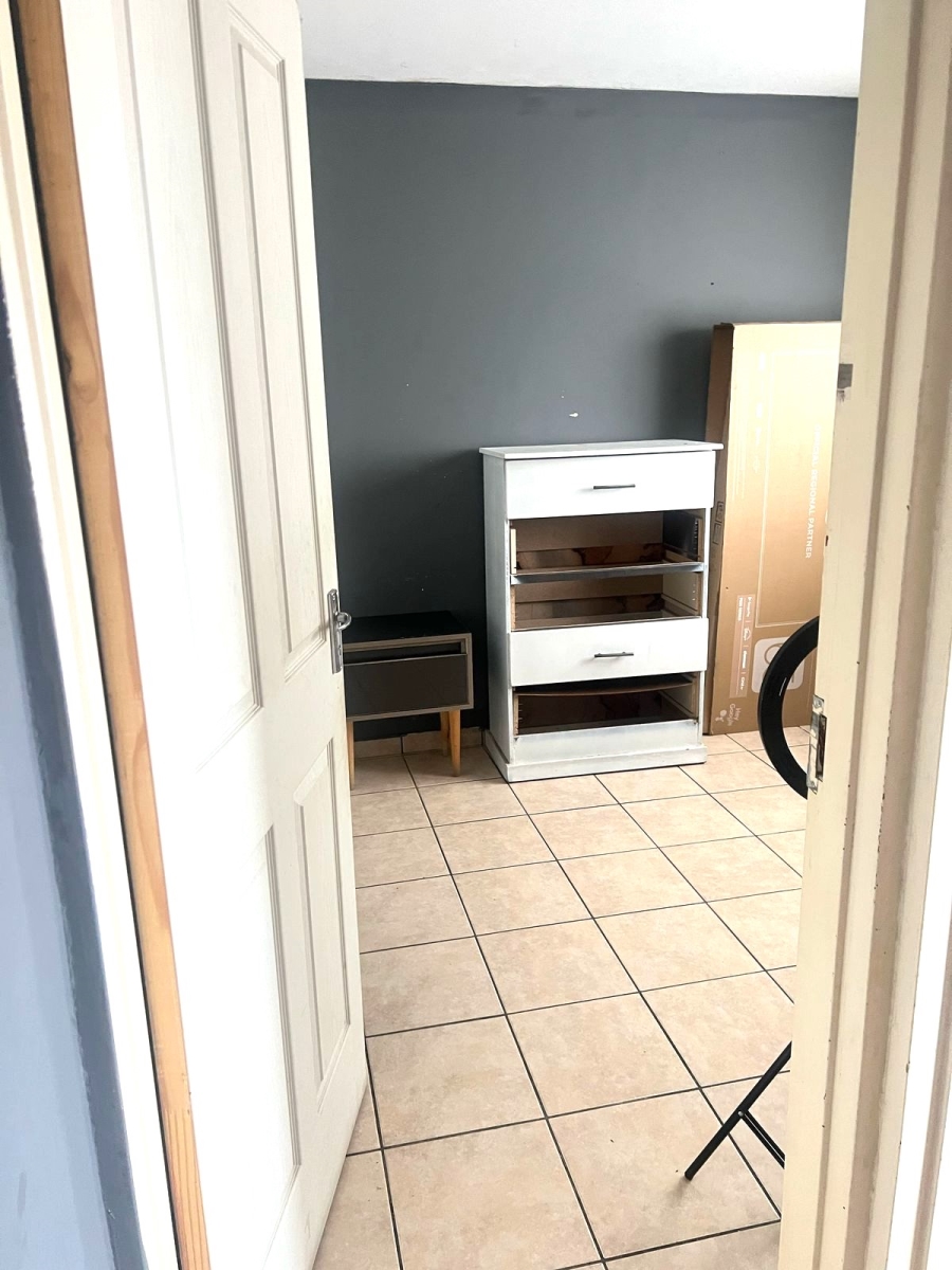 2 Bedroom Property for Sale in Kempton Park Central Gauteng