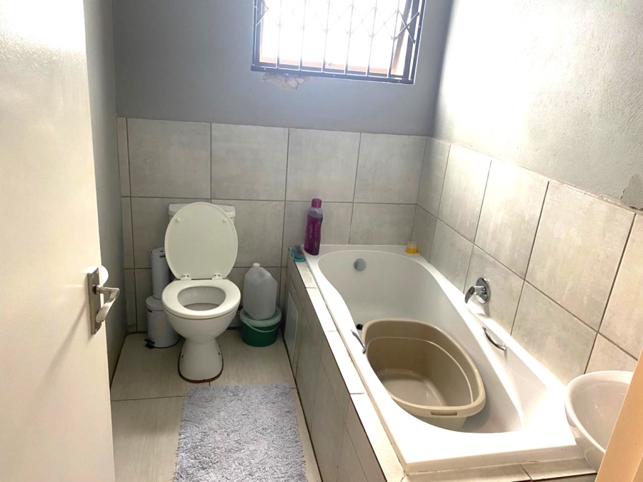 3 Bedroom Property for Sale in Vosloorus Gauteng