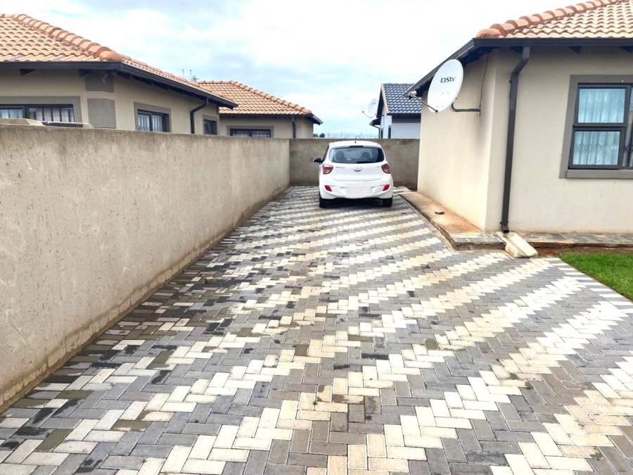 3 Bedroom Property for Sale in Vosloorus Gauteng
