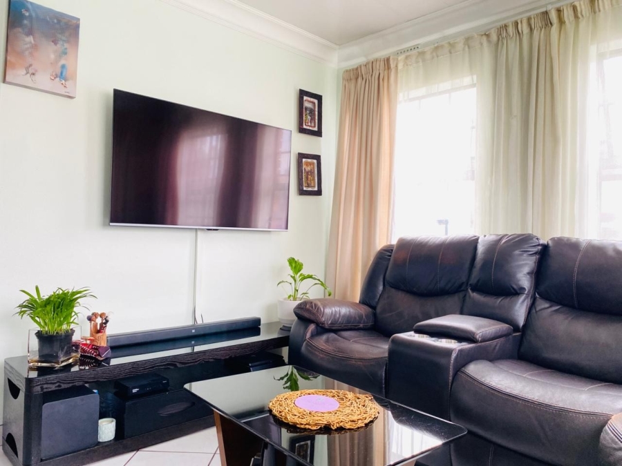 3 Bedroom Property for Sale in Clayville Gauteng