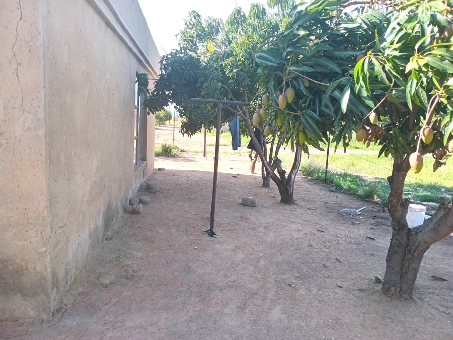 3 Bedroom Property for Sale in Winterveldt Gauteng