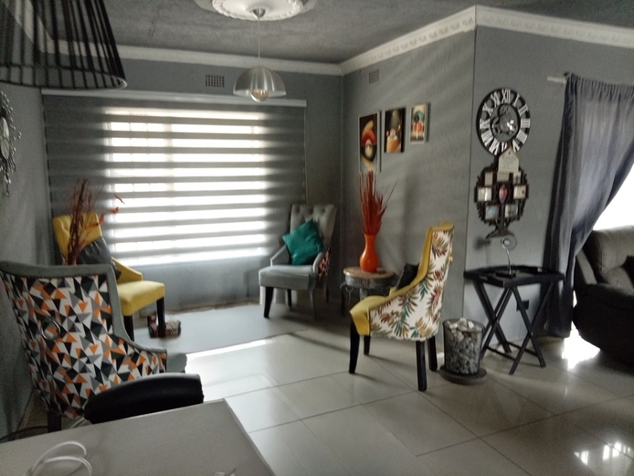 4 Bedroom Property for Sale in Crystal Park Gauteng